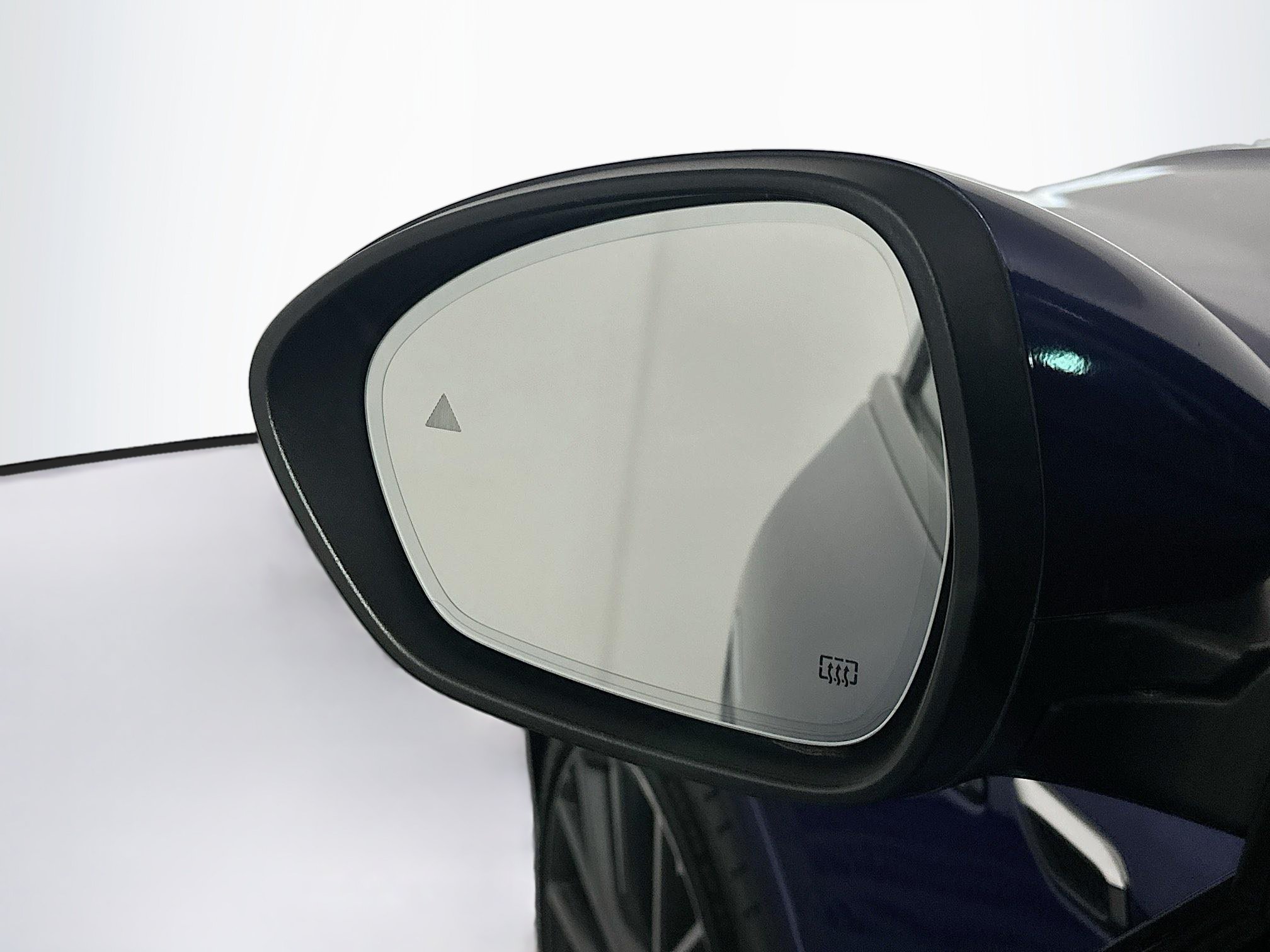 Used 2023 Maserati Grecale Modena AWD/4WD image 16