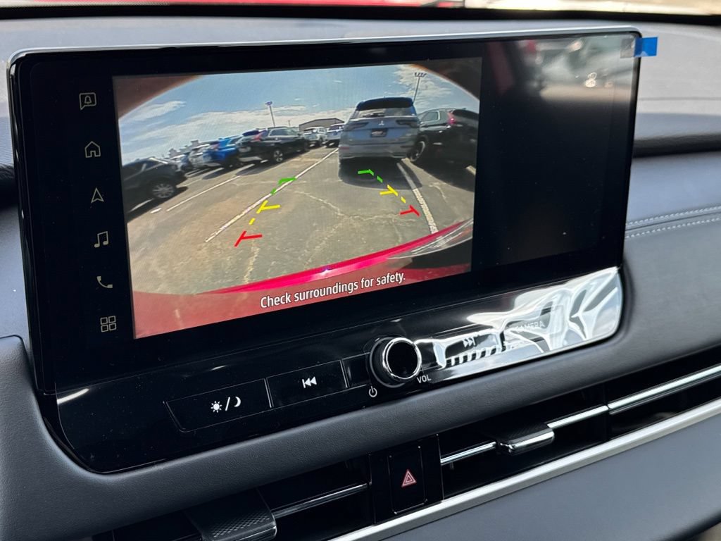 New 2026 Mitsubishi Outlander LE FWD image 13