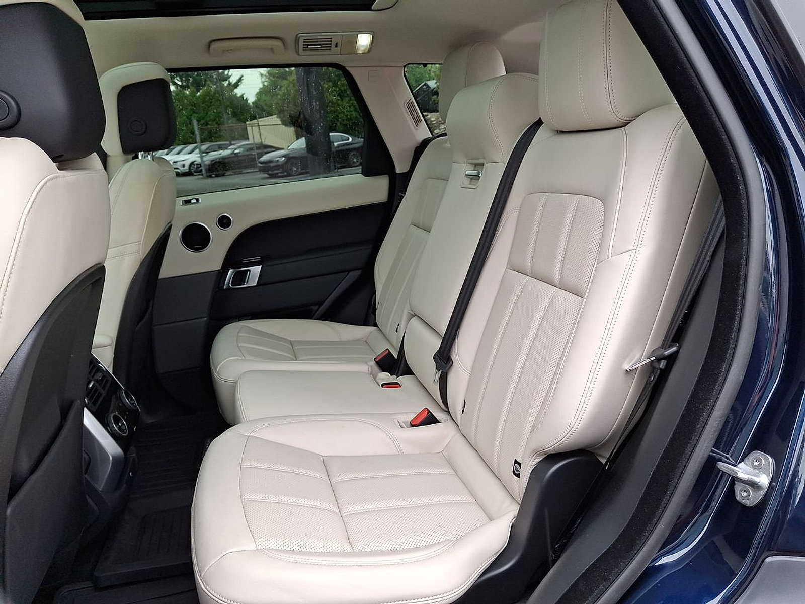 Used 2022 Land Rover Range Rover Sport HSE Dynamic AWD/4WD image 28