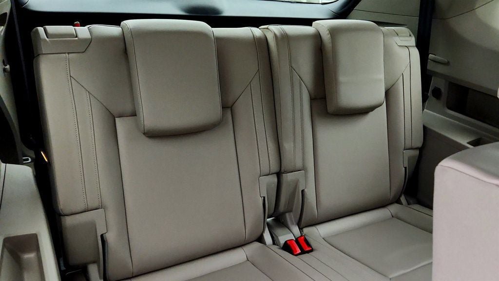 Used 2018 Volkswagen Atlas SEL FWD image 24