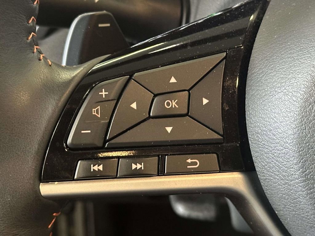 Used 2024 Nissan Altima 2.5 SR FWD image 25