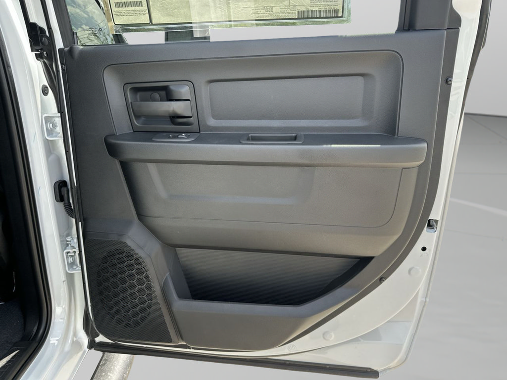 New 2027 RAM 3500 Tradesman AWD/4WD image 38