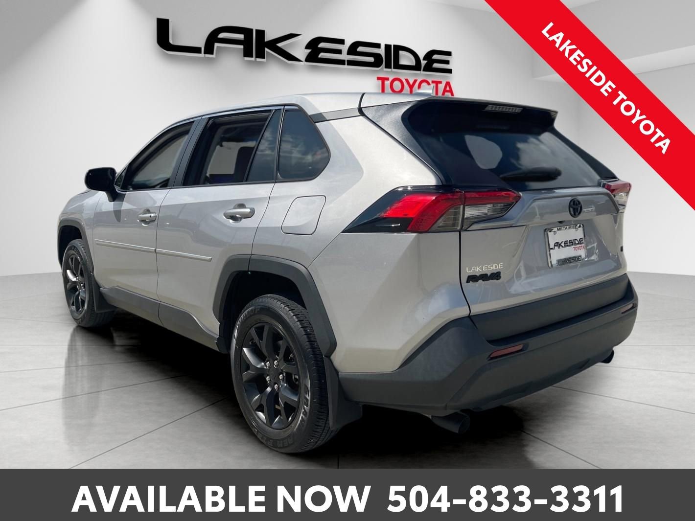 Used 2023 Toyota RAV4 LE image 4