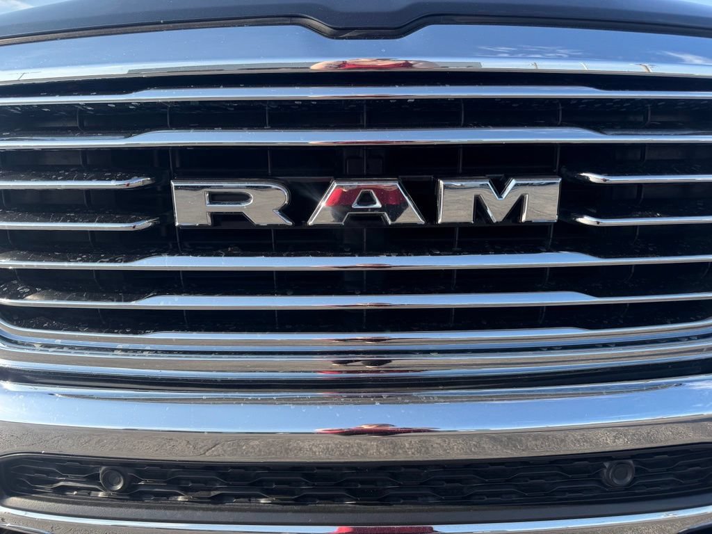 Used 2019 RAM 1500 Limited AWD/4WD image 6