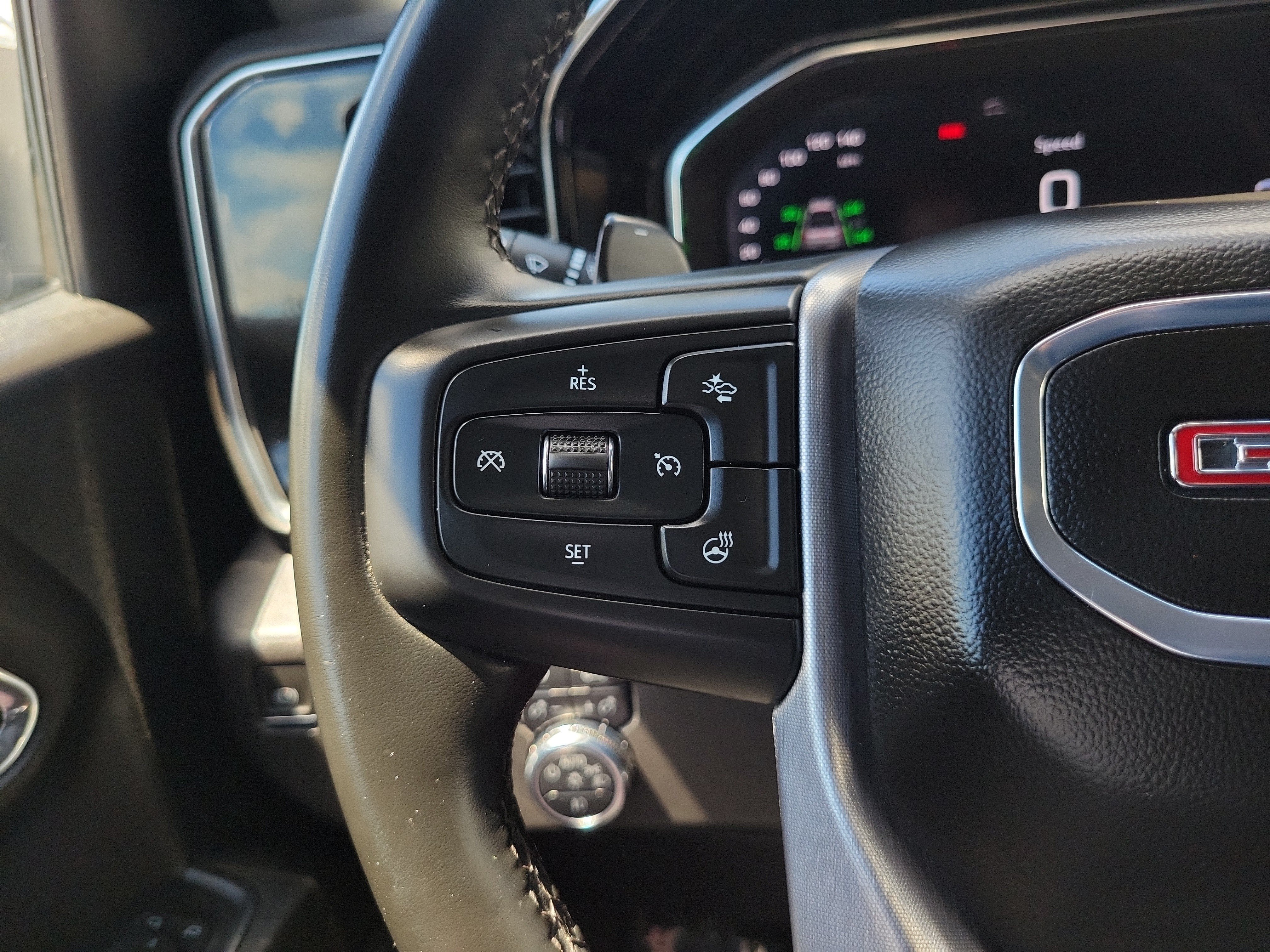 Used 2024 GMC Sierra 1500 SLT w/ SLT Premium Plus Package AWD/4WD image 19