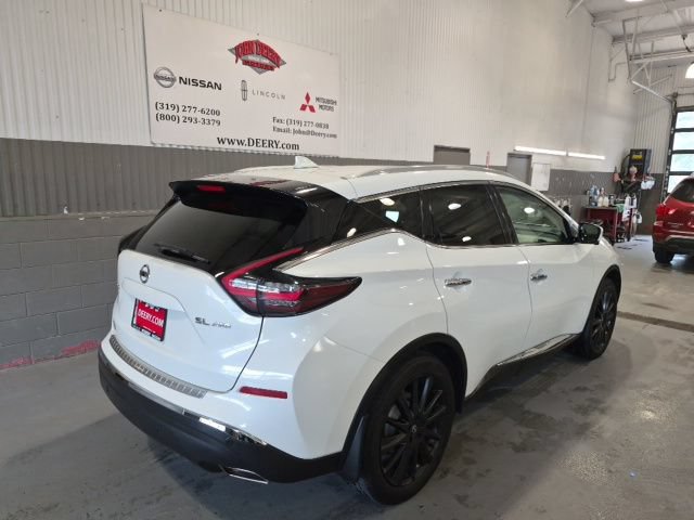 Used 2020 Nissan Murano SL w/ Moonroof Package AWD/4WD image 3