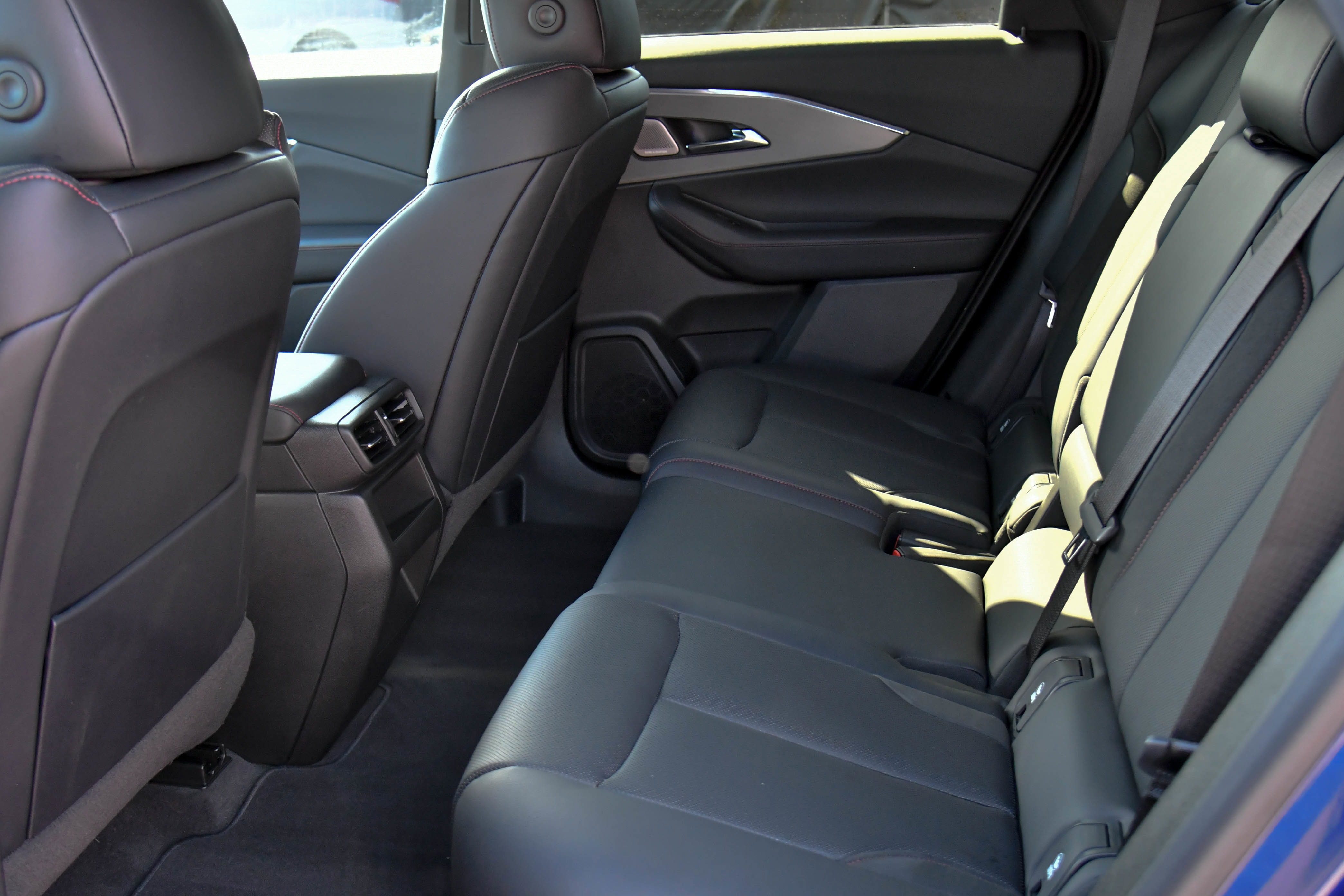 Used 2024 Acura ZDX A-Spec image 41