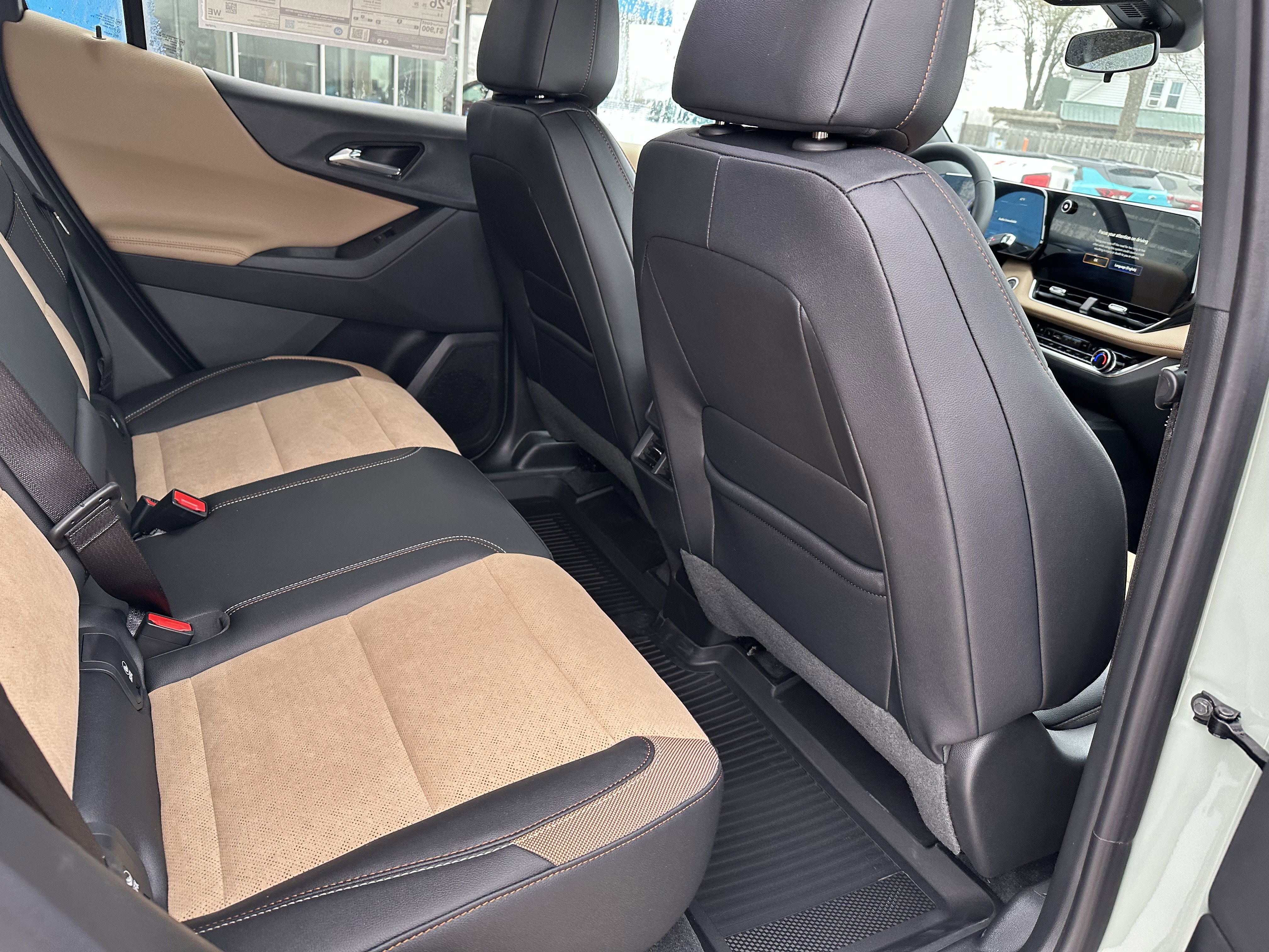 New 2026 Chevrolet Equinox ACTIV image 33