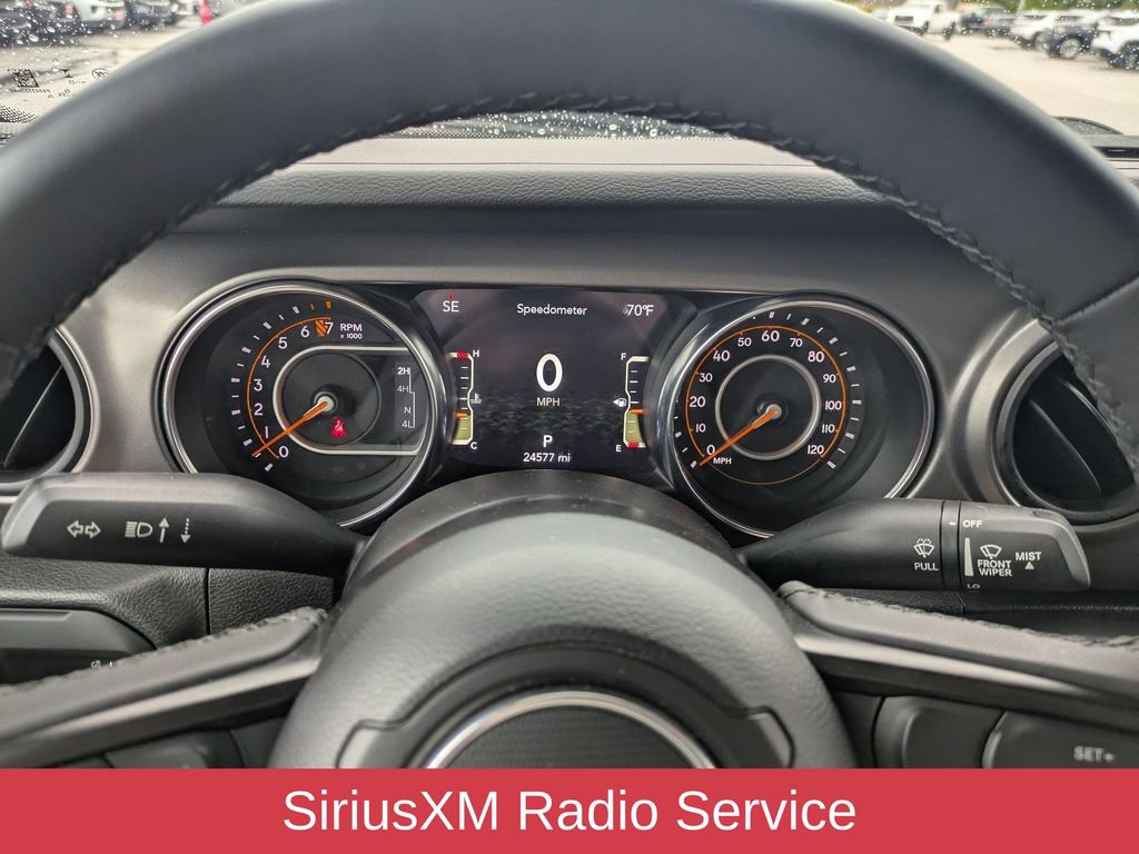 Used 2023 Jeep Gladiator Sport AWD/4WD image 16