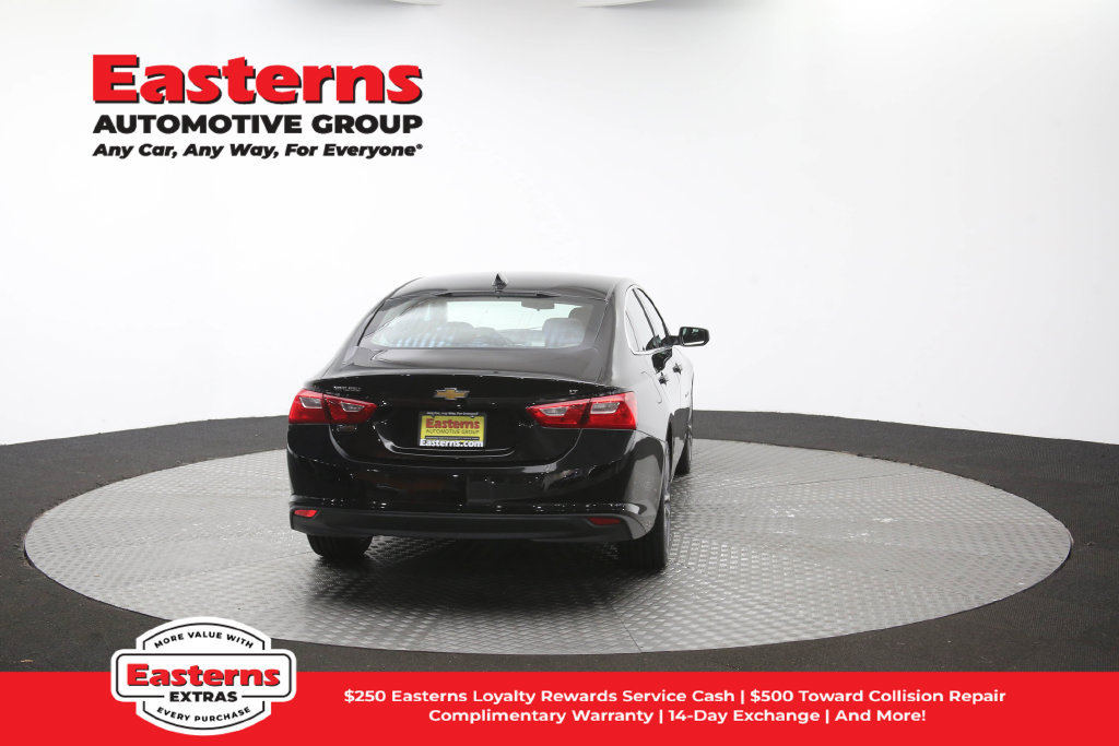 Used 2025 Chevrolet Malibu LT FWD image 38