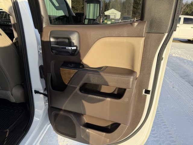 Used 2018 Chevrolet Silverado 1500 LTZ w/ Max Trailering Package image 32