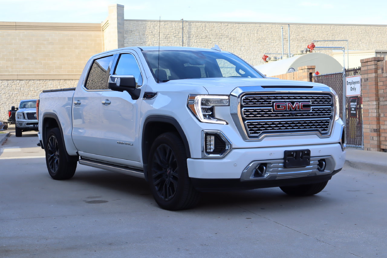 Used 2021 GMC Sierra 1500 Denali w/ Denali Ultimate Package AWD/4WD image 2
