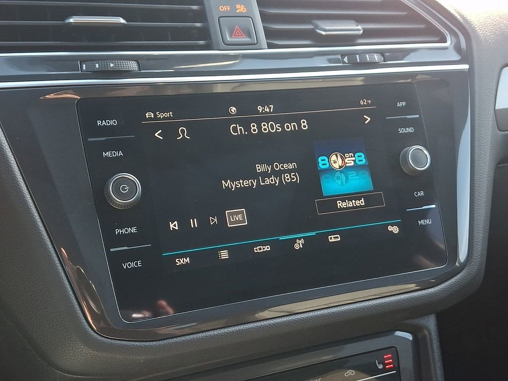 Certified 2023 Volkswagen Tiguan SE R-Line image 17