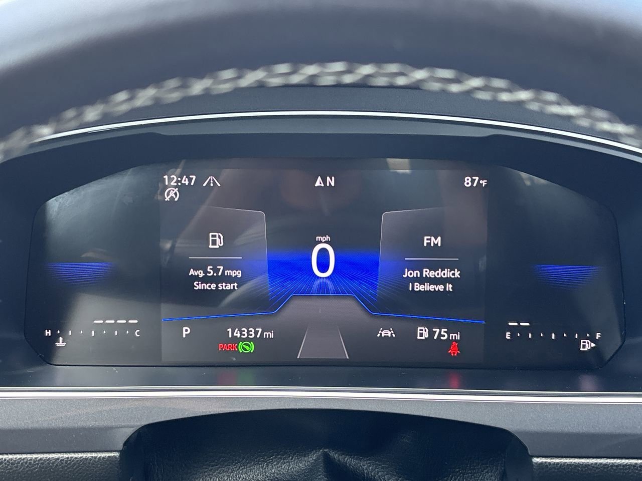 Used 2024 Volkswagen Tiguan SE image 31