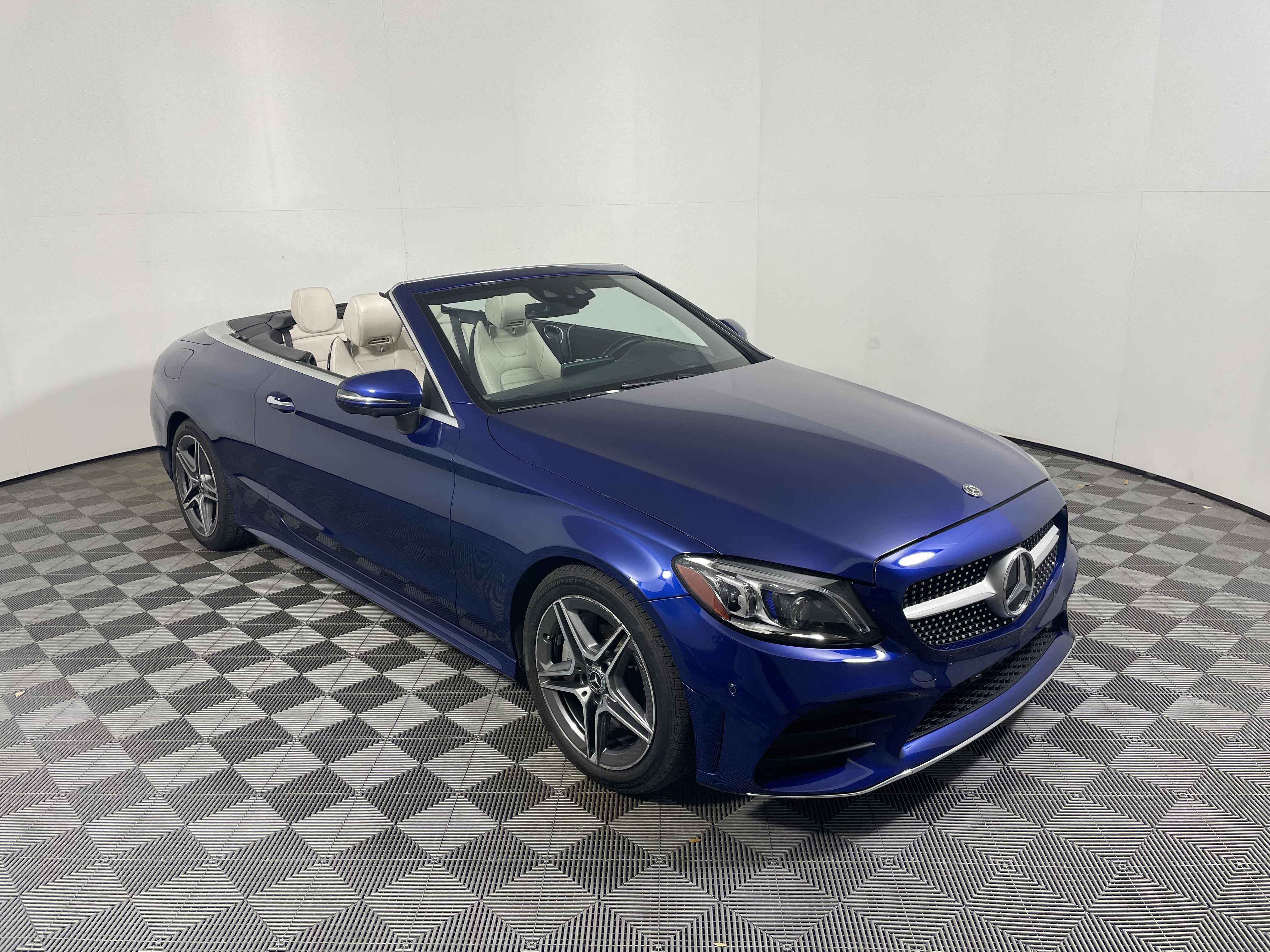 Used 2019 Mercedes-Benz C 300 Cabriolet image 7