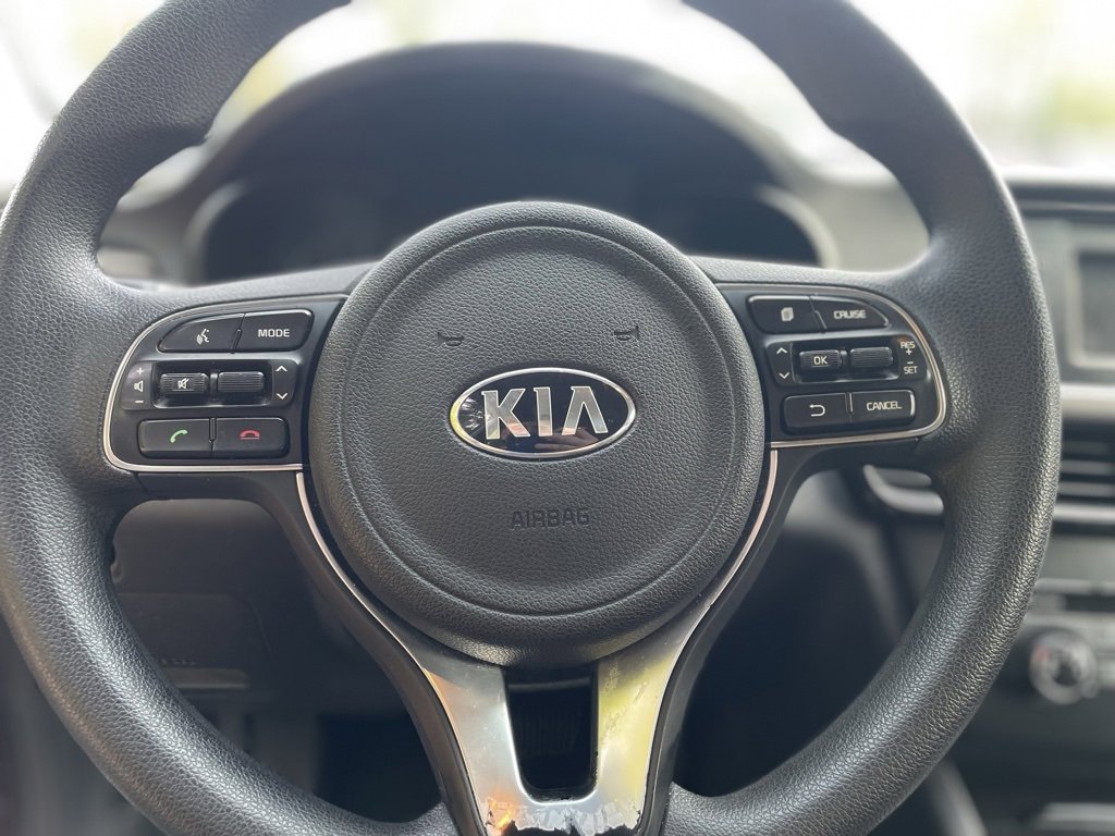Used 2016 Kia Optima LX w/ LX Convenience Package image 12