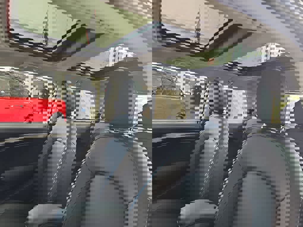 Certified 2023 MINI Cooper 2-Door Hardtop image 14