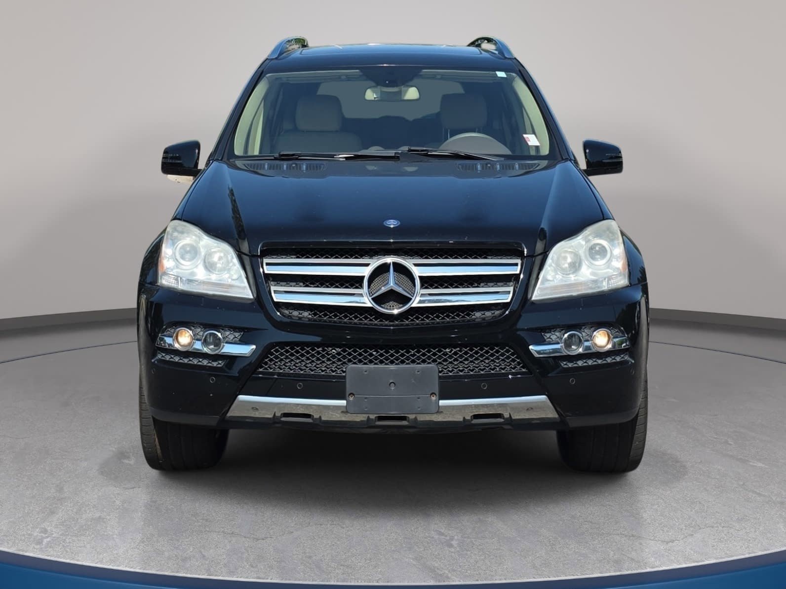 Used 2011 Mercedes-Benz GL 450 4MATIC image 2
