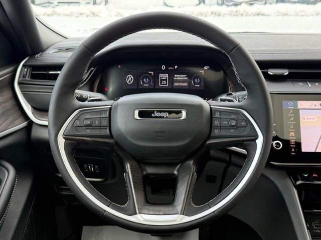 New 2026 Jeep Grand Cherokee Altitude image 23