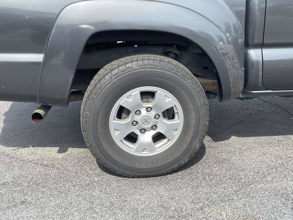 Used 2009 Toyota Tacoma PreRunner RWD image 9