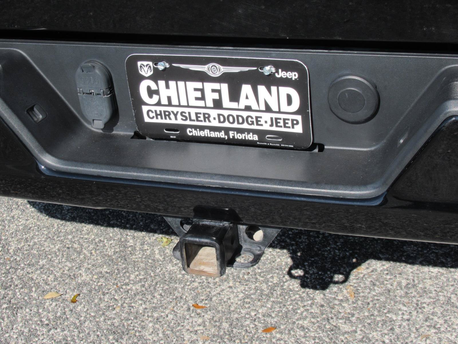Used 2023 Chevrolet Silverado 1500 RST AWD/4WD image 10