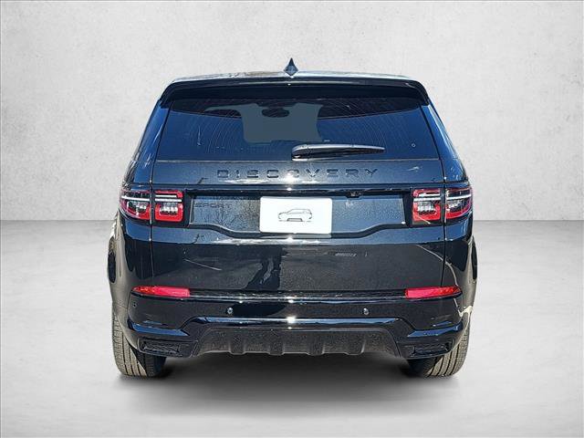 Used 2025 Land Rover Discovery Sport Dynamic SE image 7