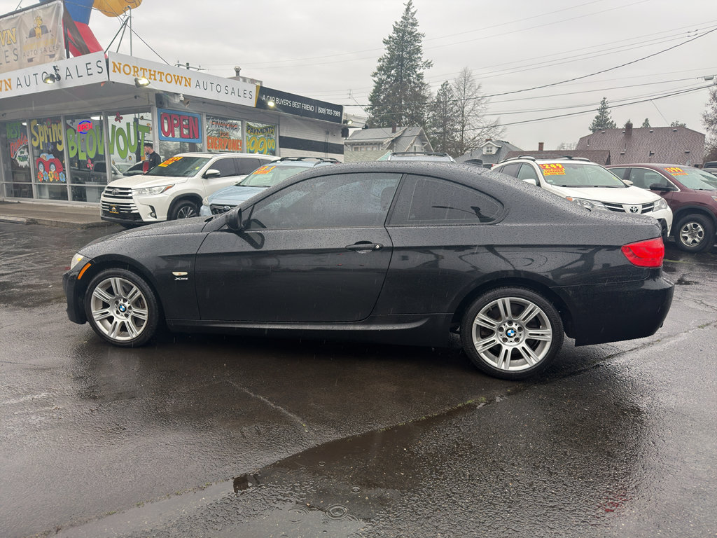 Used 2013 BMW 335i xDrive Coupe w/ M Sport Pkg image 3