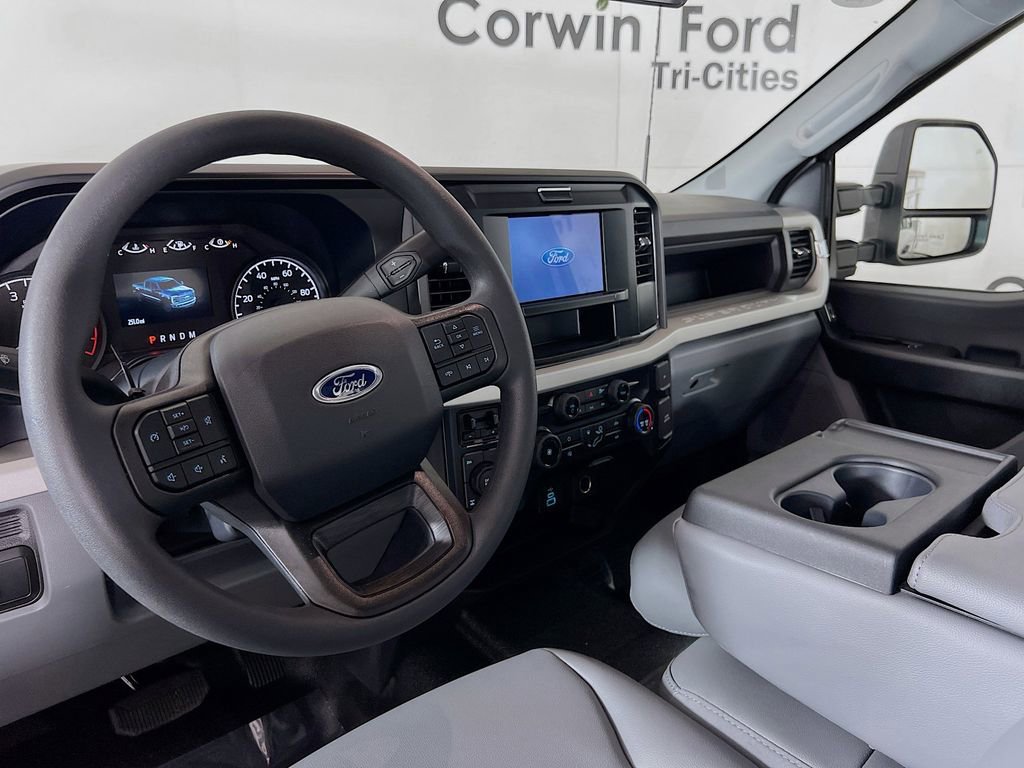 New 2026 Ford F250 XL image 3