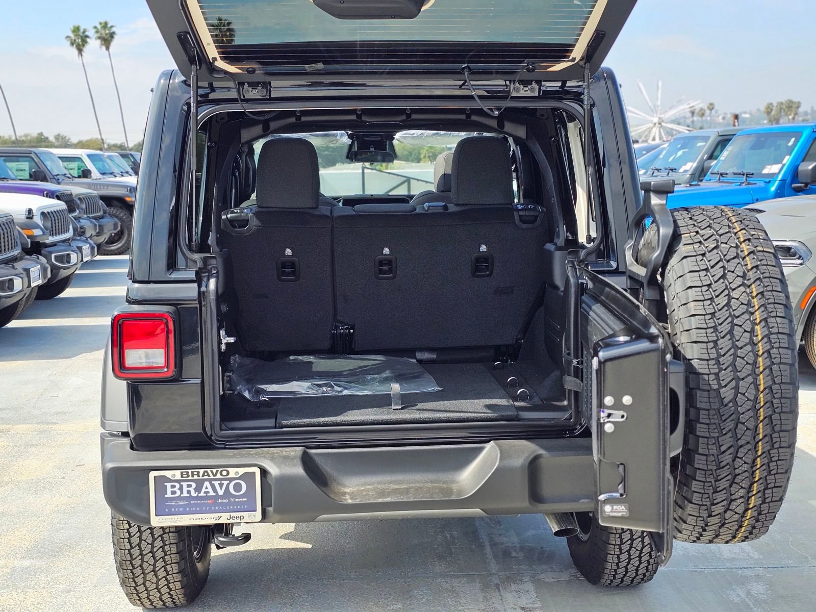 New 2026 Jeep Wrangler Sport S image 7