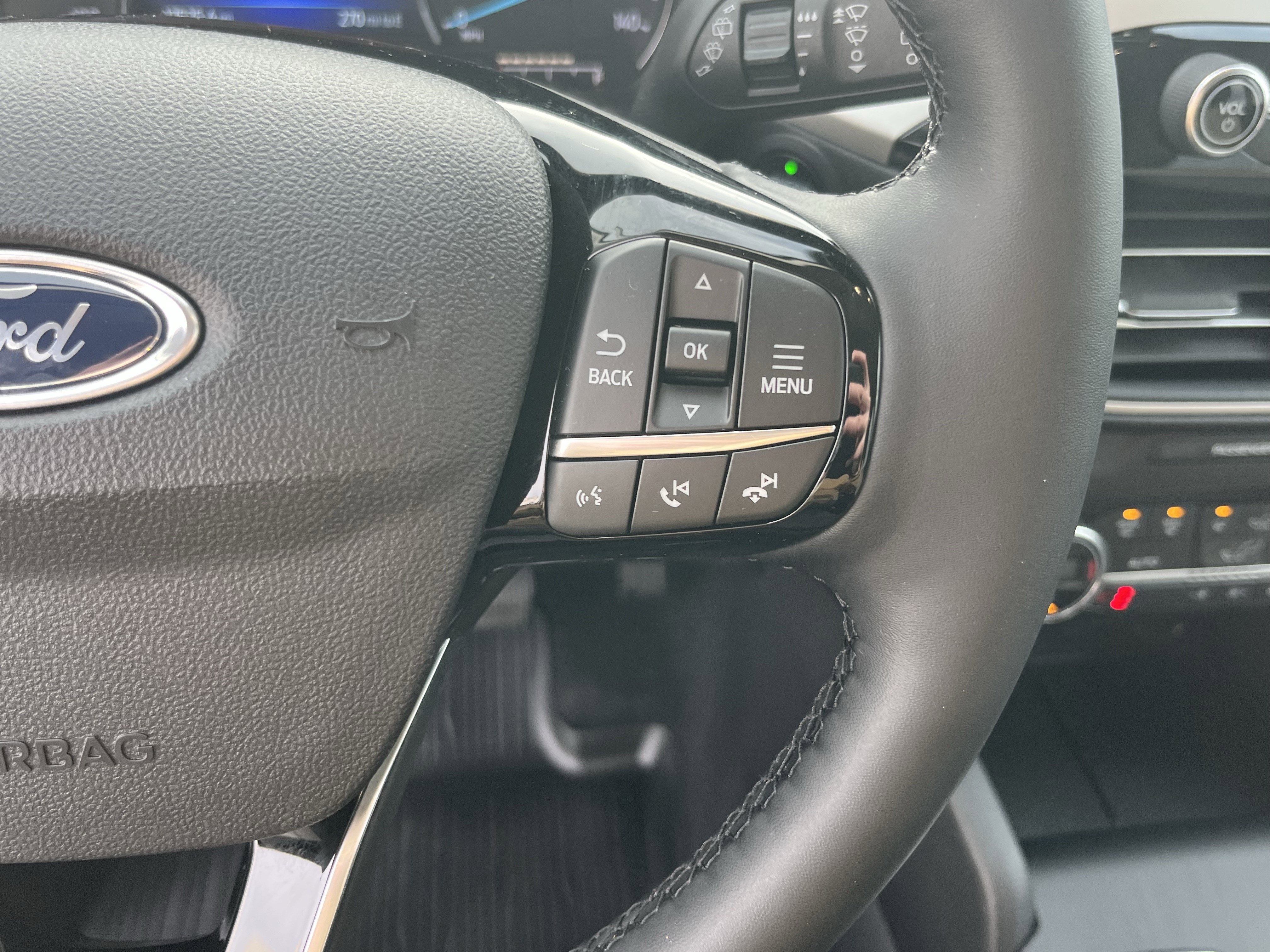 Used 2021 Ford Escape SE w/ Convenience Package image 20