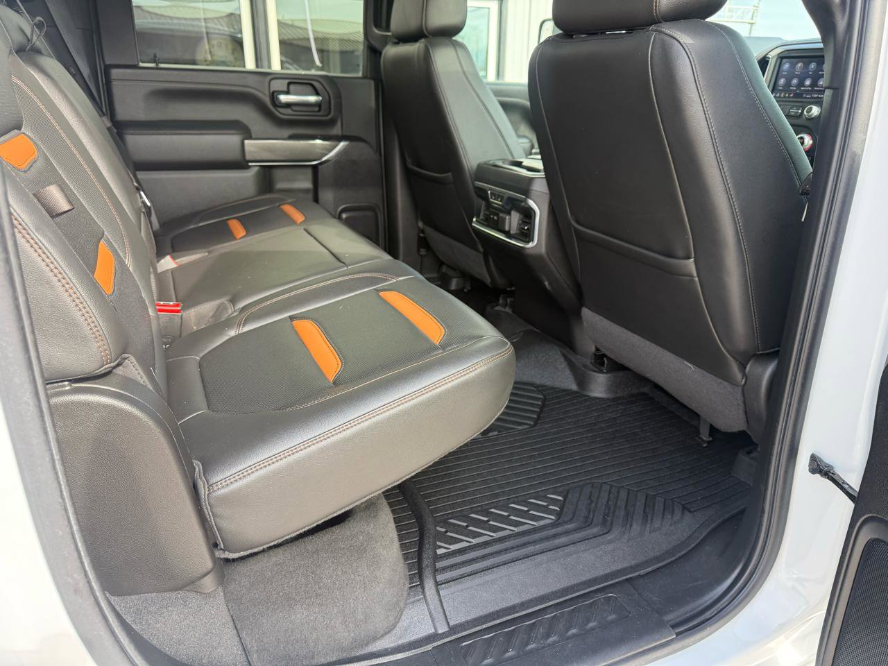 Used 2020 GMC Sierra 2500 AT4 w/ AT4 Premium Package AWD/4WD image 17