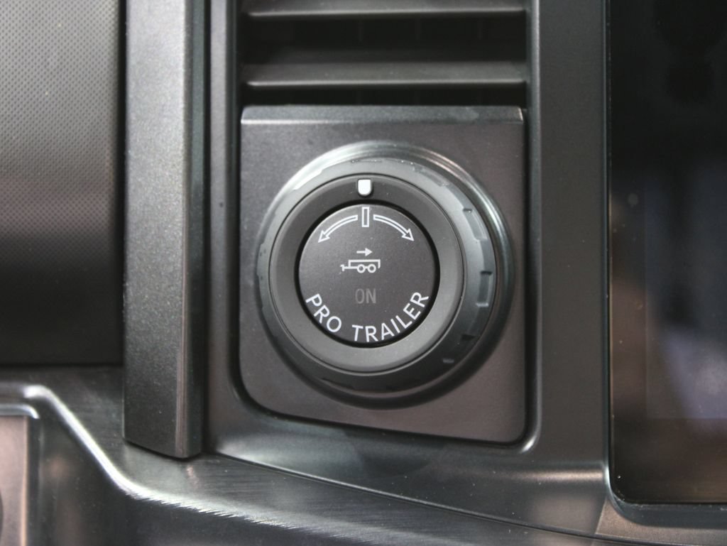 Used 2022 Ford F150 Lariat w/ Equipment Group 502A High AWD/4WD image 63
