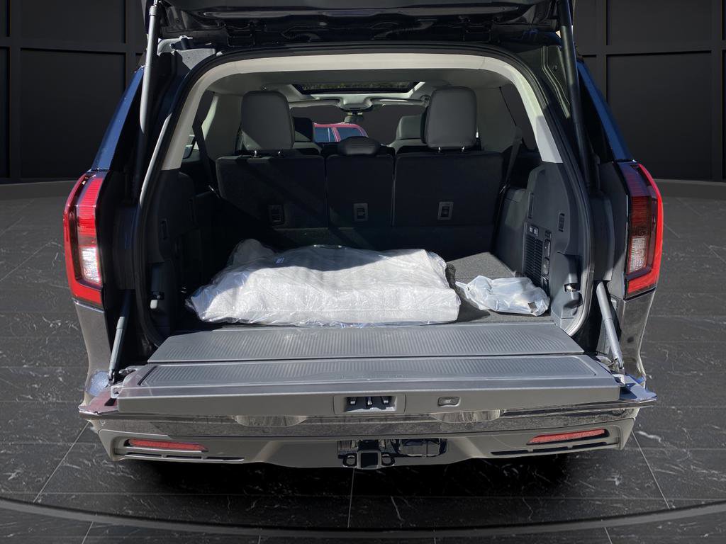 New 2025 Ford Expedition Max Active image 17