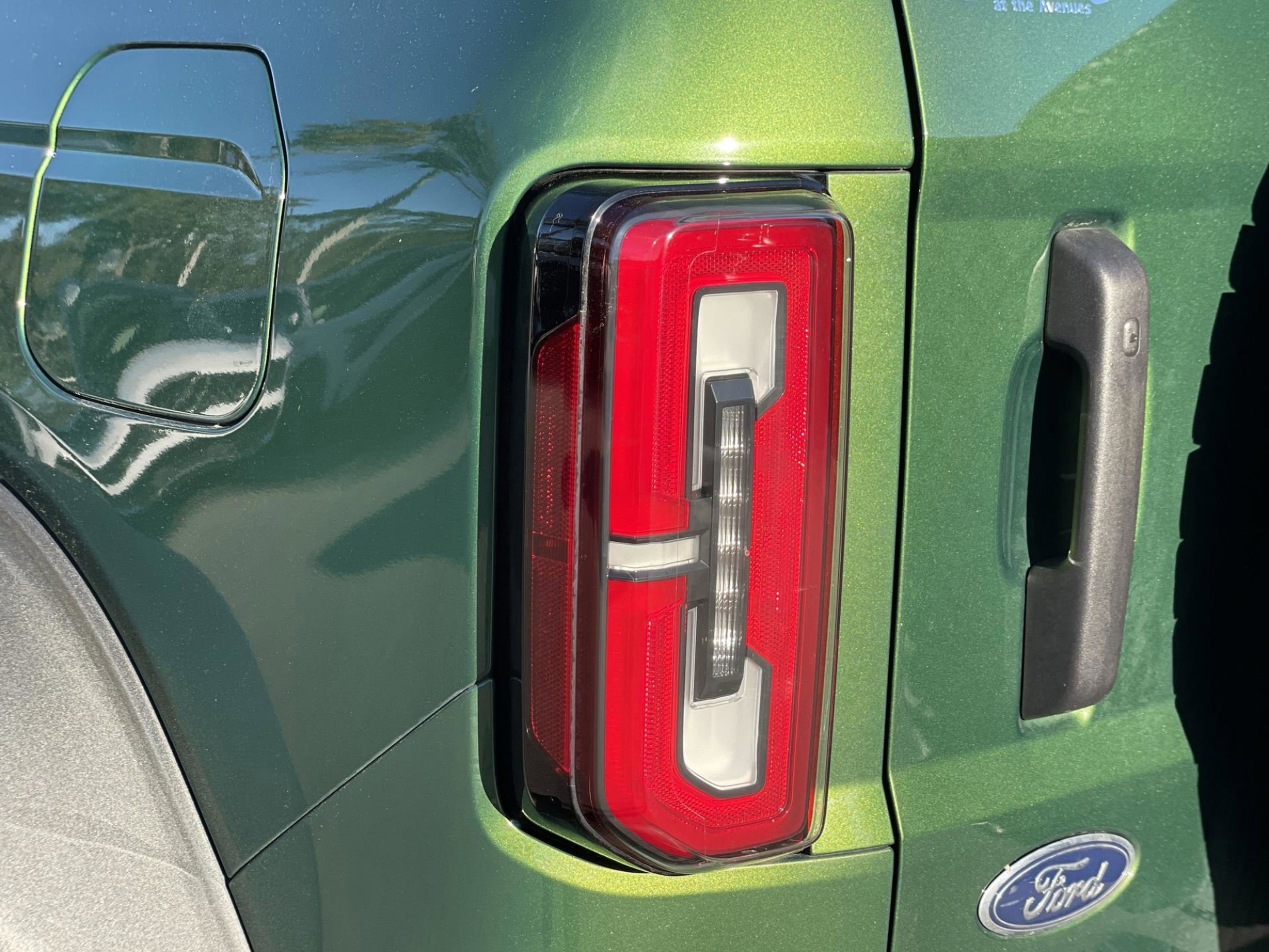 Used 2024 Ford Bronco Everglades image 23