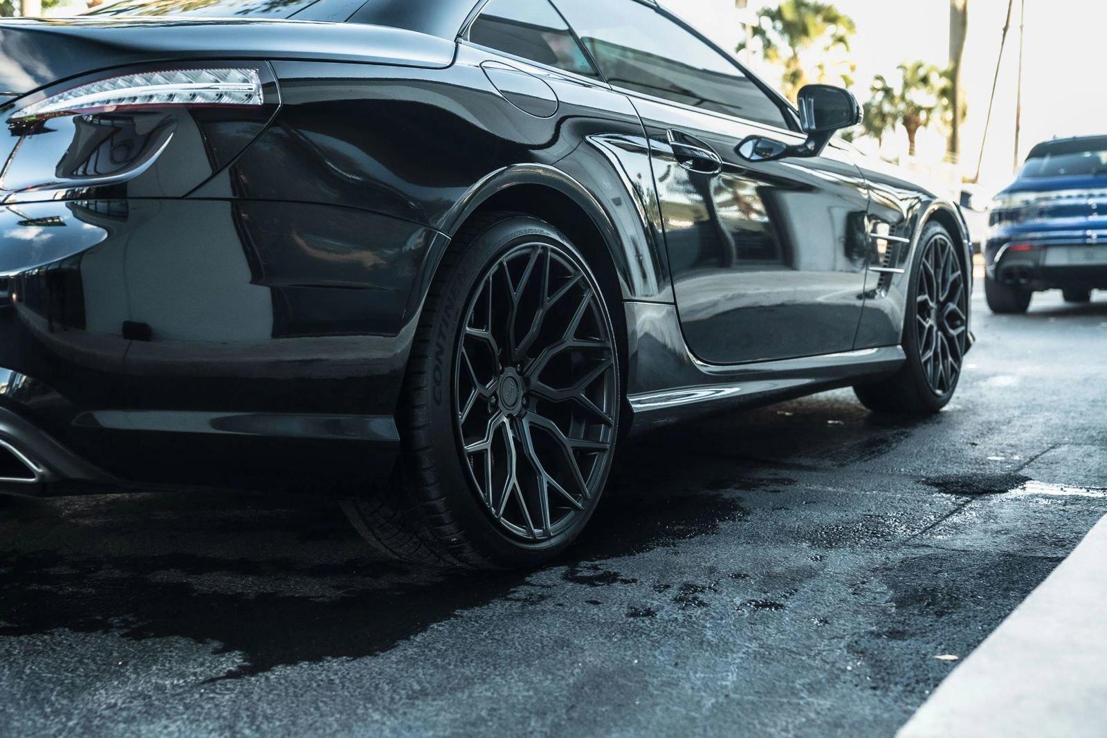 Used 2013 Mercedes-Benz SL 550 w/ Premium Pkg image 11