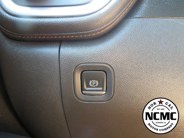 Used 2021 GMC Sierra 1500 AT4 w/ AT4 Value Package AWD/4WD image 41