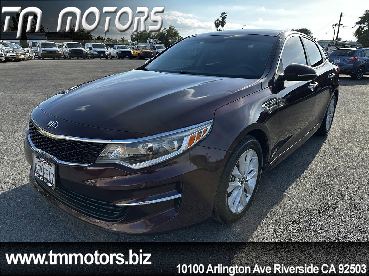 Used 2018 Kia Optima LX w/ 17" Alloy Wheels Package image 1