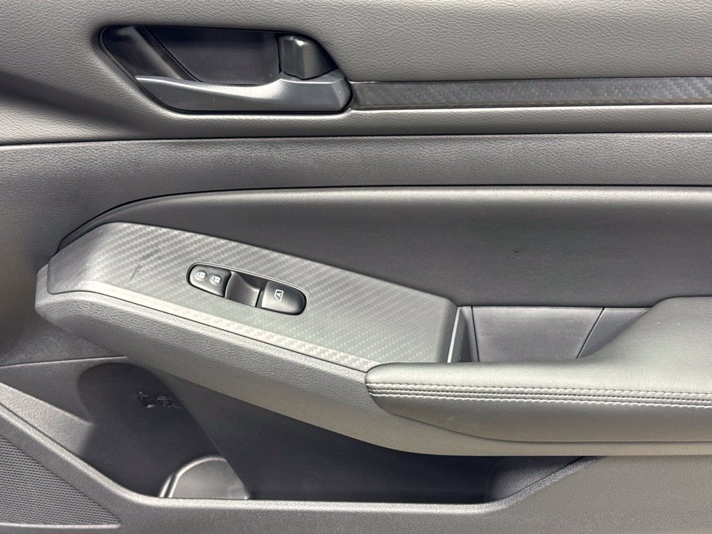New 2026 Nissan Altima 2.5 SV FWD image 28