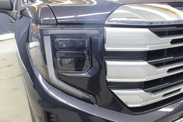 Used 2022 GMC Sierra 1500 SLE AWD/4WD image 4