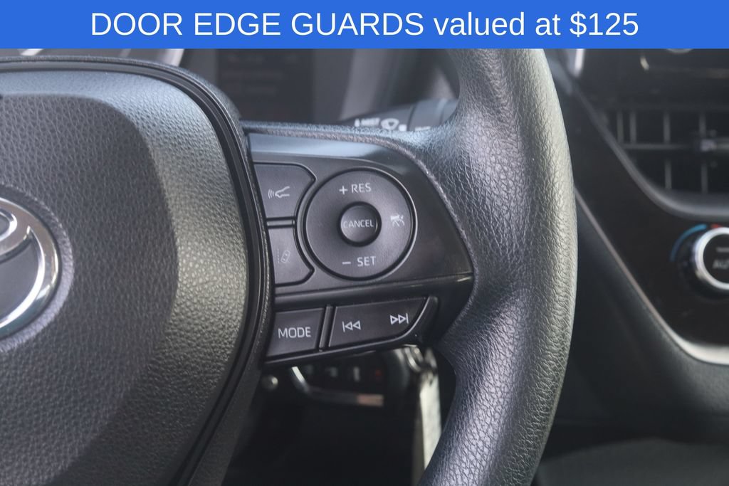 Used 2020 Toyota Corolla LE FWD image 5