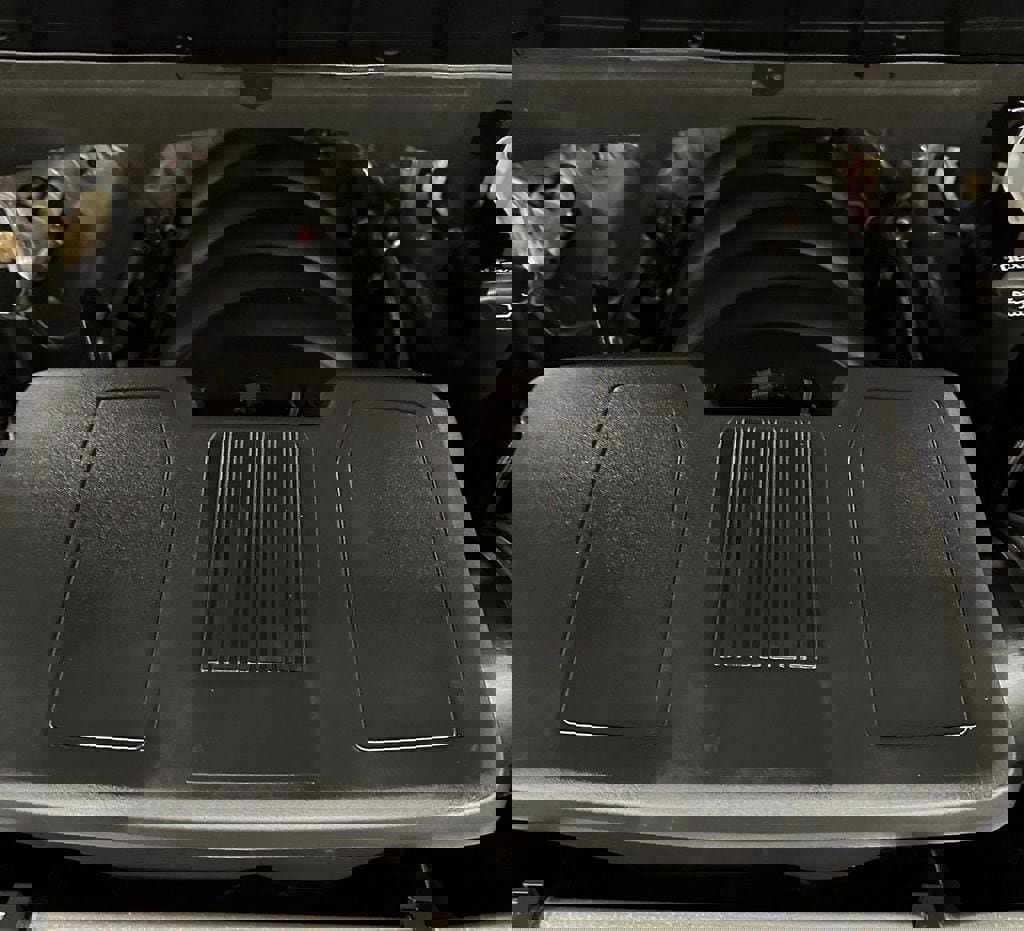 Used 2021 Chevrolet Suburban RST w/ Luxury Package AWD/4WD image 7