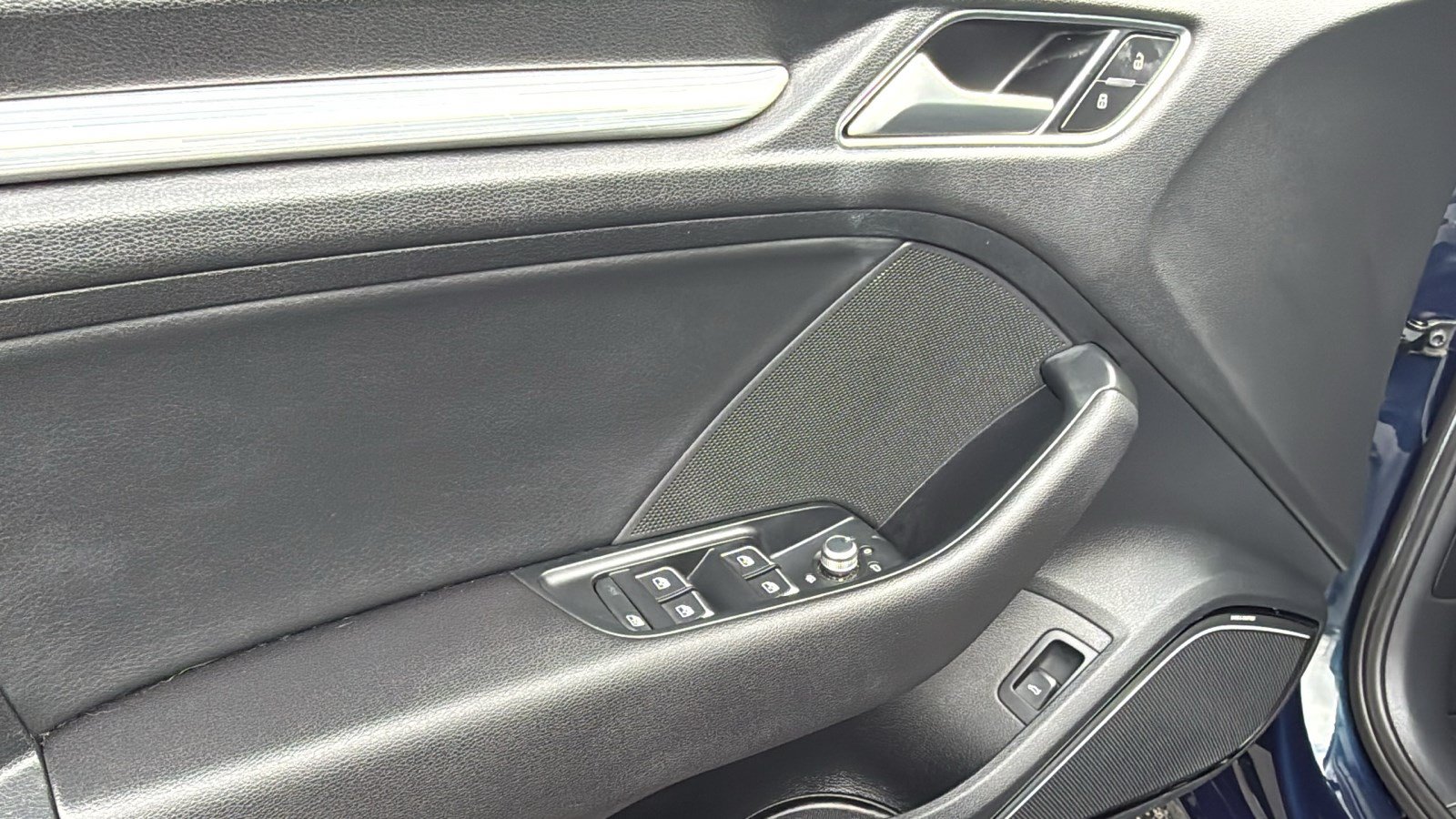 Used 2020 Audi A3 2.0T Premium Plus w/ Premium Plus Package FWD image 10