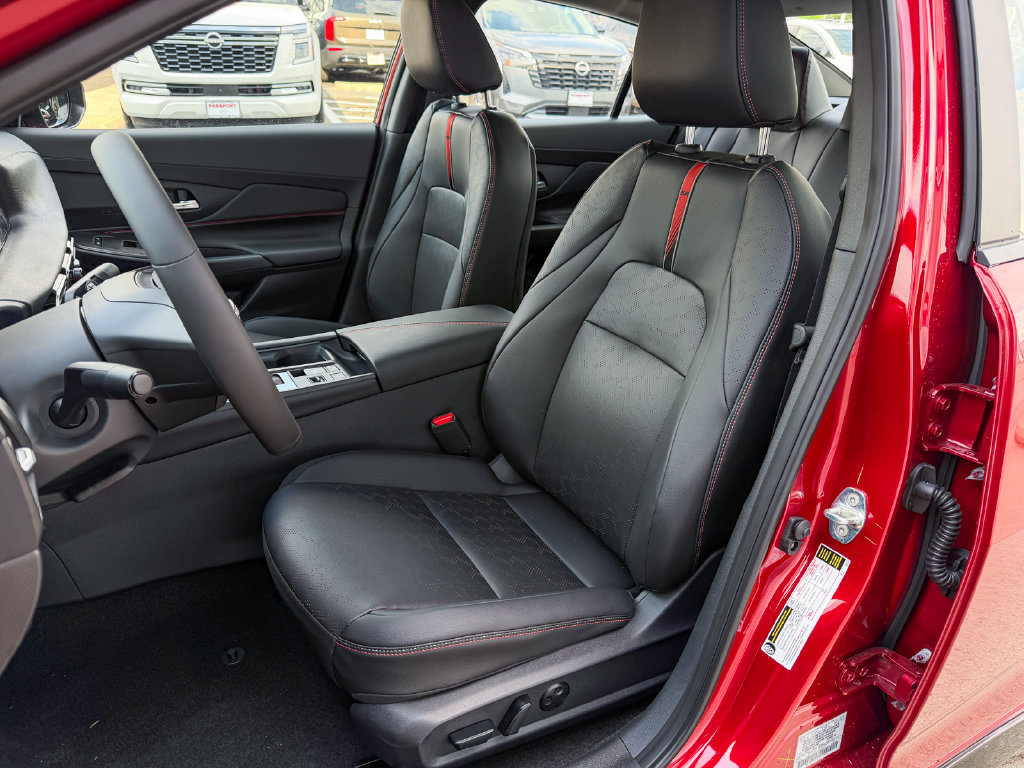 New 2027 Nissan Sentra SR w/ SR Premium Package FWD image 10