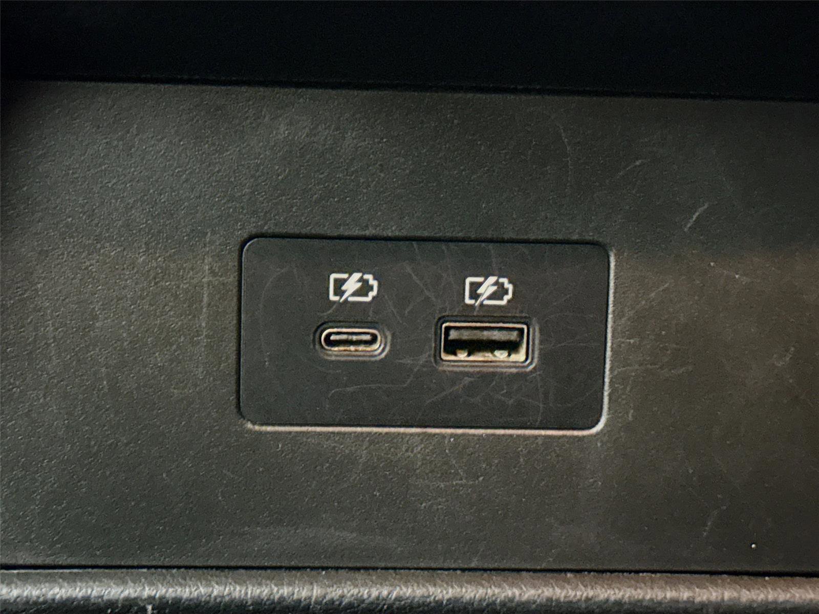 Used 2021 Nissan Rogue SV image 24