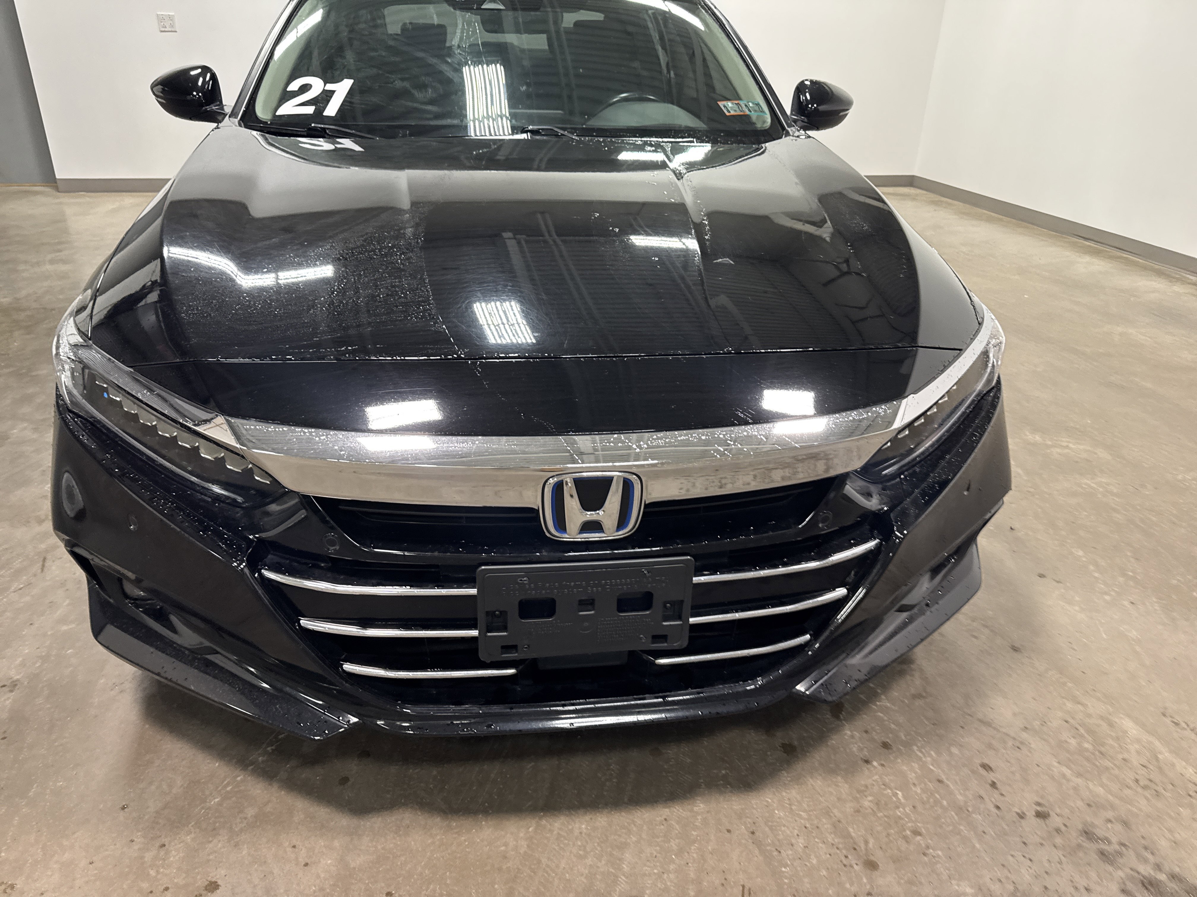 Used 2021 Honda Accord Touring image 8