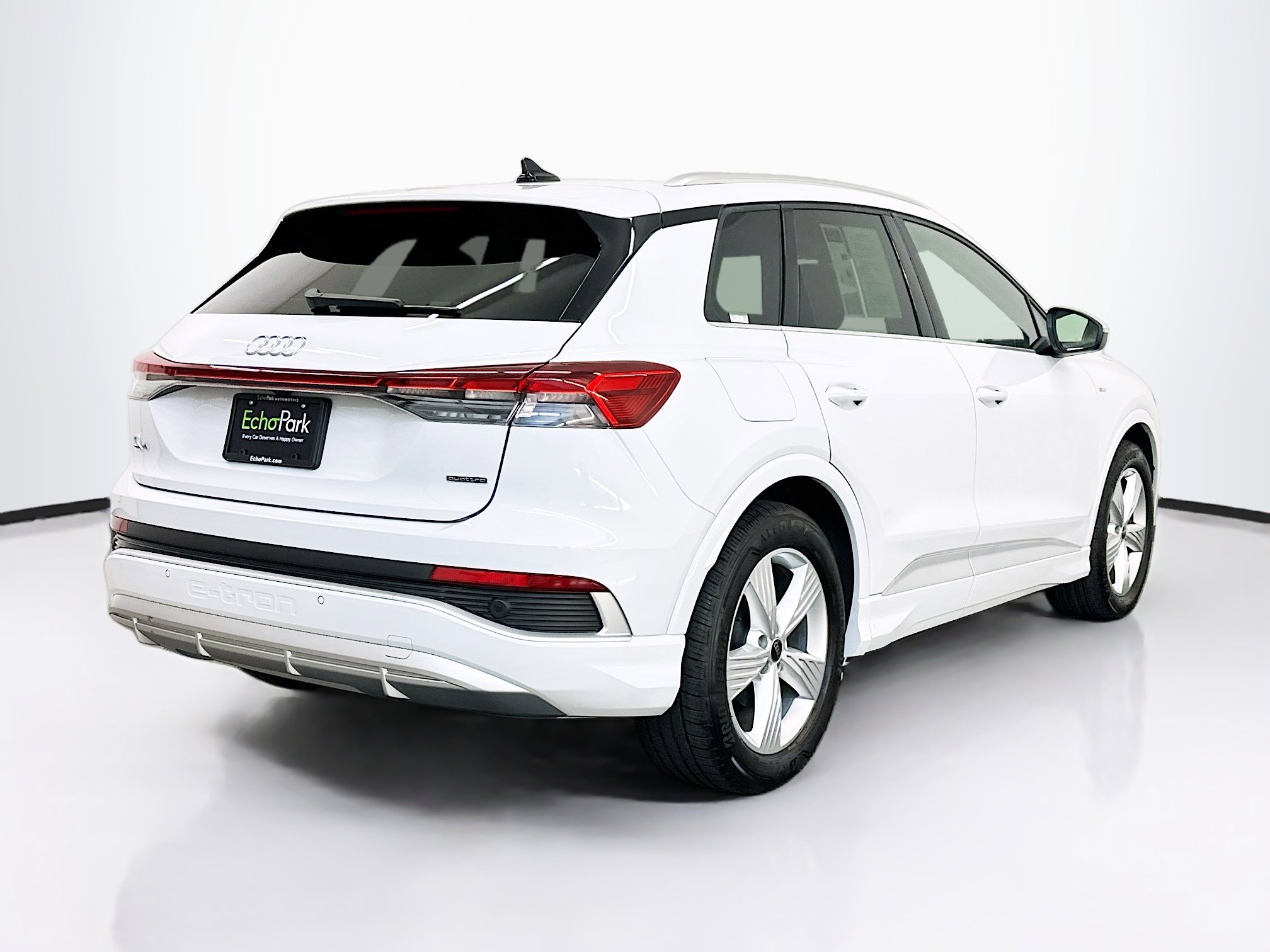 Used 2024 Audi Q4 e-tron Premium w/ Convenience Package AWD/4WD image 9