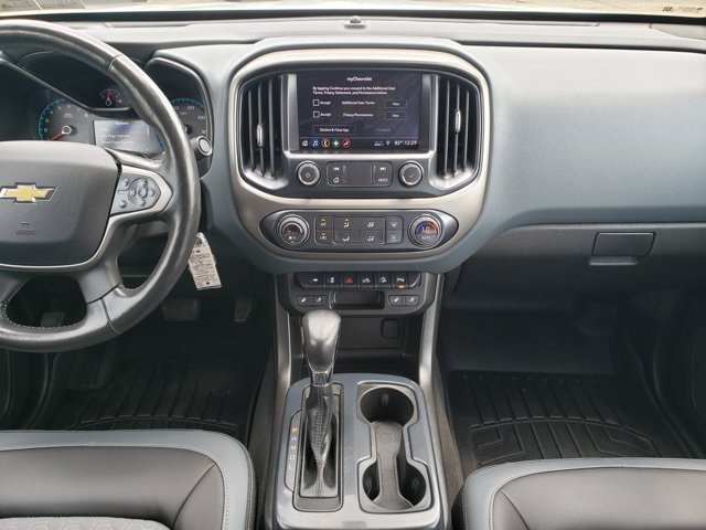 Used 2022 Chevrolet Colorado Z71 AWD/4WD image 15