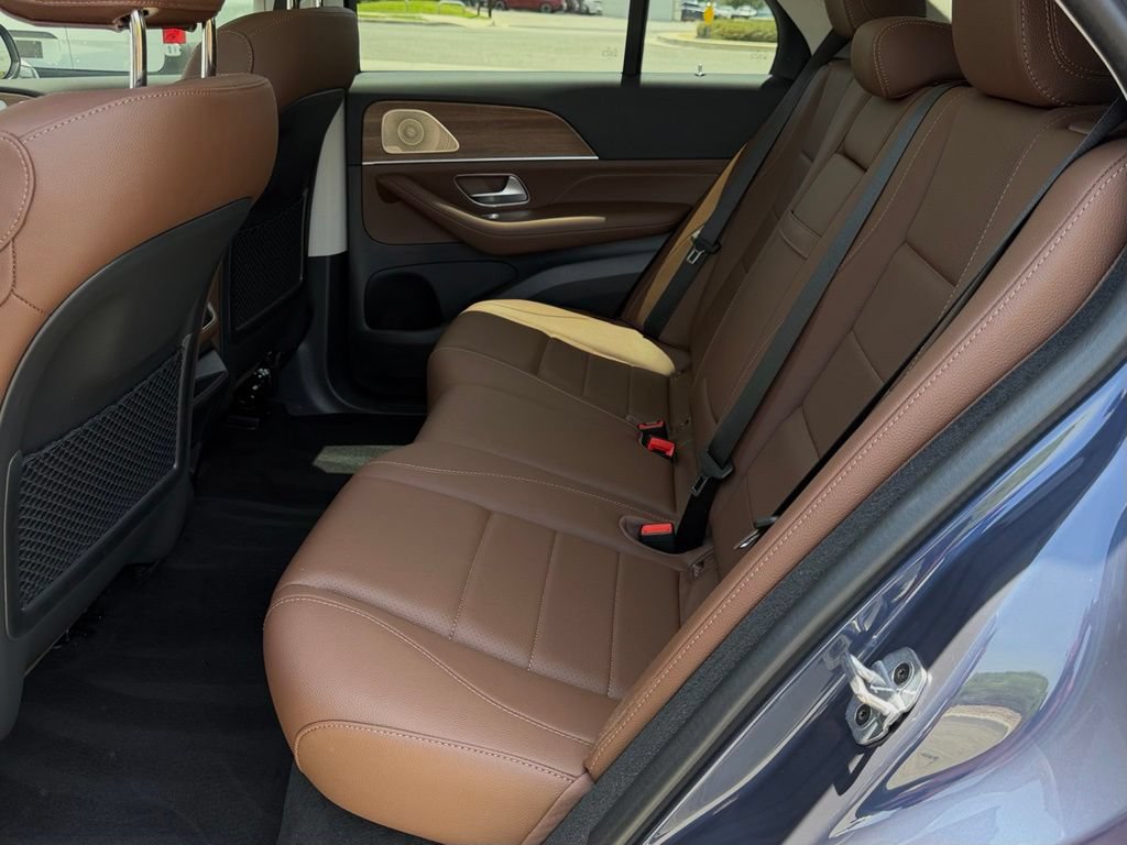 Used 2025 Mercedes-Benz GLE 350 4MATIC image 32