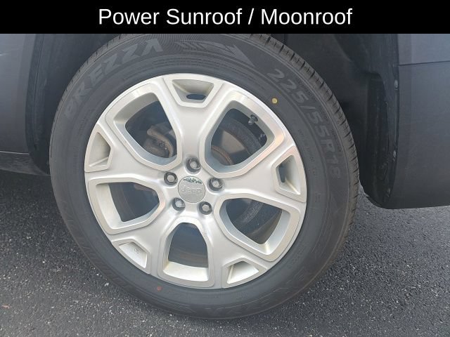 Used 2016 Jeep Renegade Limited AWD/4WD image 13