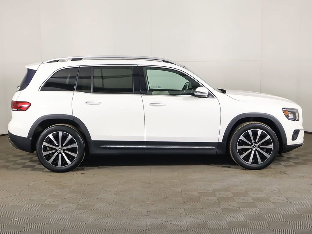 Used 2022 Mercedes-Benz GLB 250 4MATIC image 19